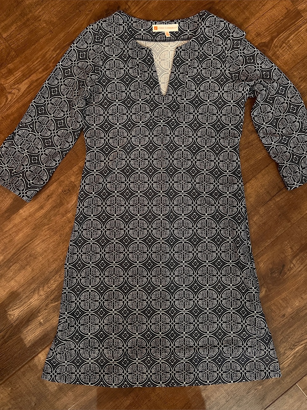 Jude Connally Megan dress XS Navy Ivory Geometric Print Shift Dress 3/4 Sleeve